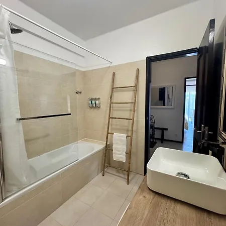 アパート Mhouse Lease Cascais Spacious 3 Bedroom Family Next Center アルカビデシェ