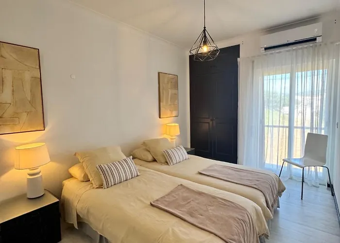 Mhouse Lease Cascais Spacious 3 Bedroom Family Next Center *