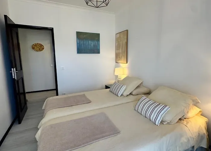 Mhouse Lease Cascais Spacious 3 Bedroom Family Next Center Apartmán Alcabideche